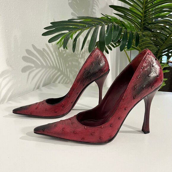 Gucci by Tom Ford Red Ostrich Pointed Toe Pumps size 7 - Picture 2 of 10